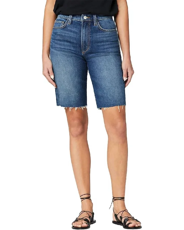 Refresh your wardrobe with high-quality women’s fashion   9" Luna Bermuda Shorts In Limitless