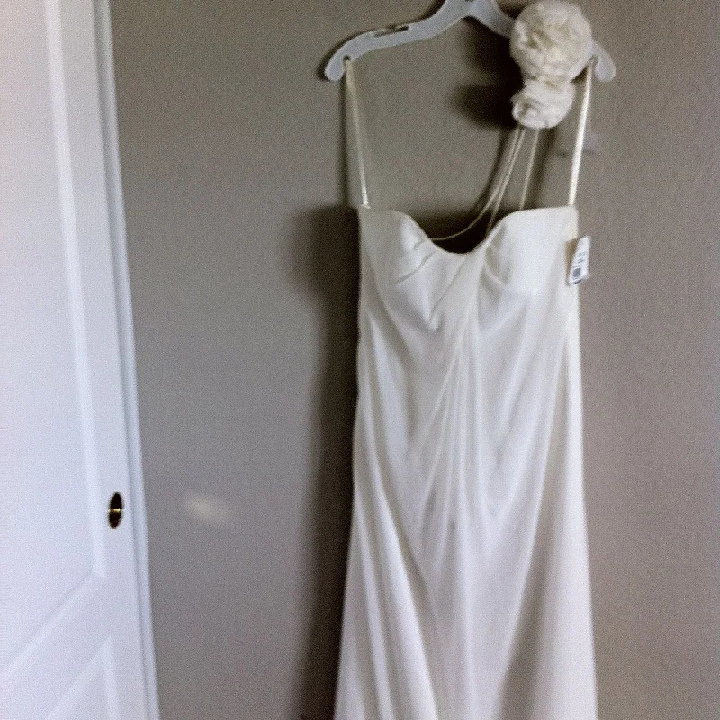 Comfortable yet stylish outfits for women on the go   David's Bridal Bridal Gown