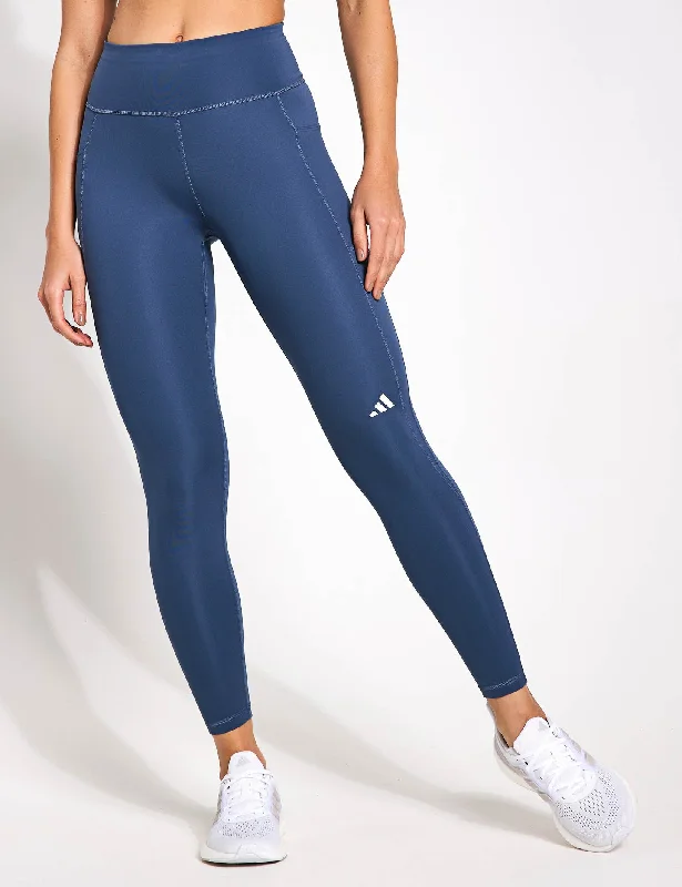 Fashionable clothing to fit every body type   Own the Run 7/8 Leggings - Preloved Ink